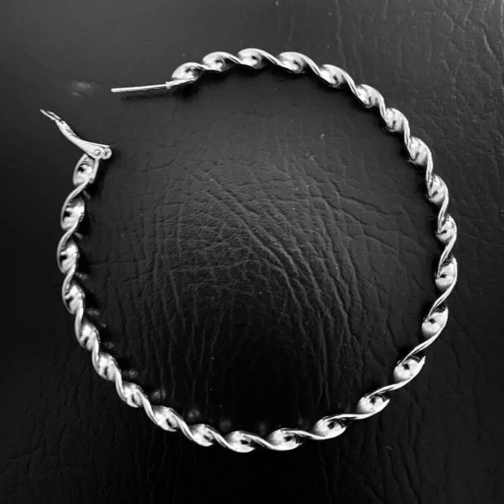 💗 Silver French Rope Hoop Earrings NEW - Picture 5 of 7